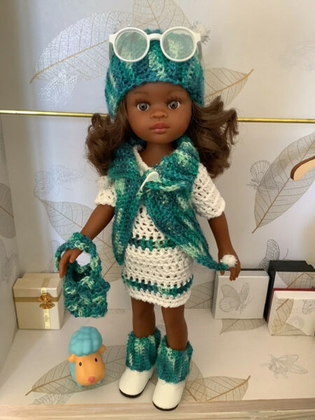 OLNOE CREATIONS - Créations Originales Au Crochet Réalisées En Provence - Poupée Las Amigas Paola Reina Nora Pique-Nique En Alpage