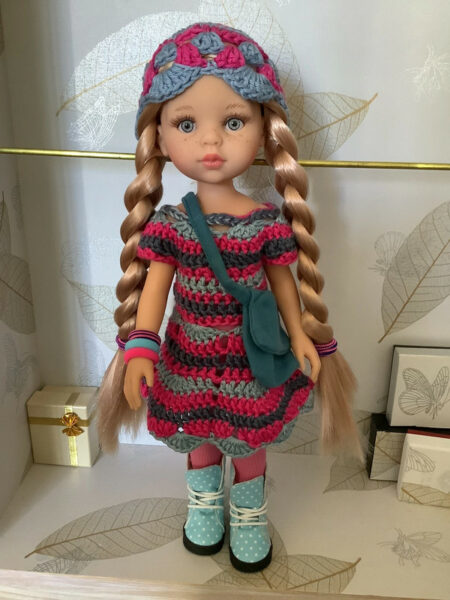 OLNOE CREATIONS - Créations Originales Au Crochet Réalisées En Provence - Poupée Las Amigas Paola Reina Rosa