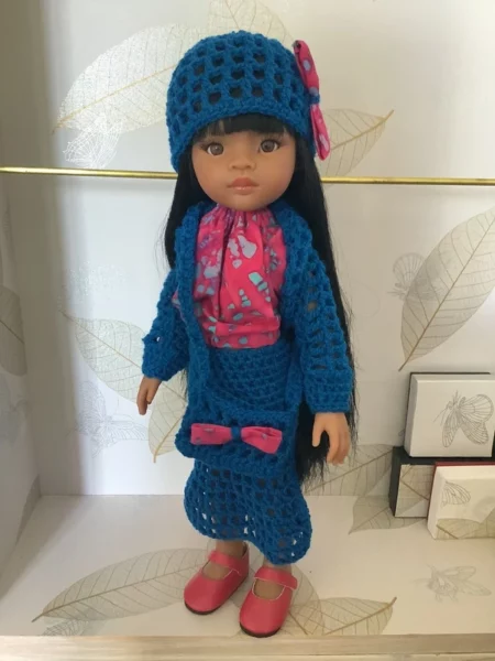 OLNOE CREATIONS - Créations Originales Au Crochet Réalisées En Provence - Poupée Las Amigas Paola Reina Meily