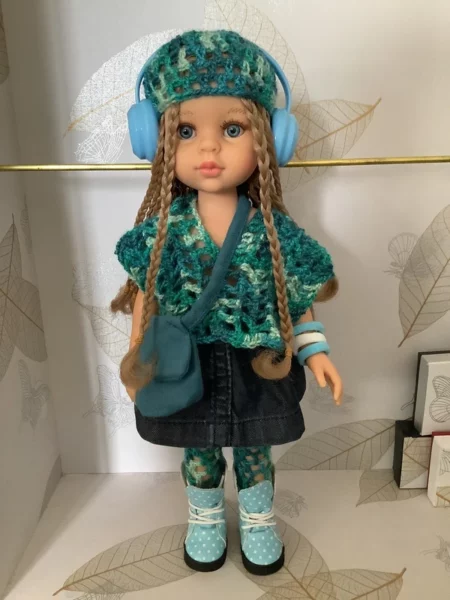 OLNOE CREATIONS - créations originales au crochet réalisées en Provence - poupée Las Amigas Paola Reina Carla dreds