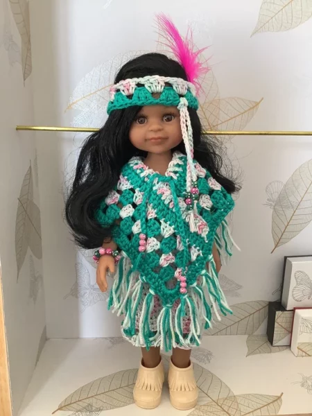 OLNOE CREATIONS - créations originales au crochet réalisées en Provence - poupée Las Amigas Paola Reina Cléo Jasmine indien