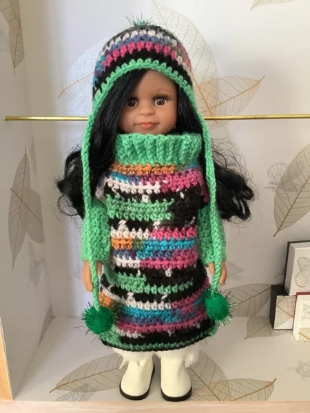 OLNOE CREATIONS - créations originales au crochet réalisées en Provence - poupée Las Amigas Paola Reina Cléo Jasmine