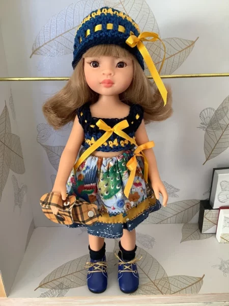 OLNOE CREATIONS - créations originales au crochet réalisées en Provence - poupée Las Amigas Paola Reina Manica