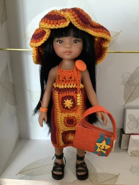 OLNOE CREATIONS - créations originales au crochet réalisées en Provence - poupée Las Amigas Paola Reina Meily