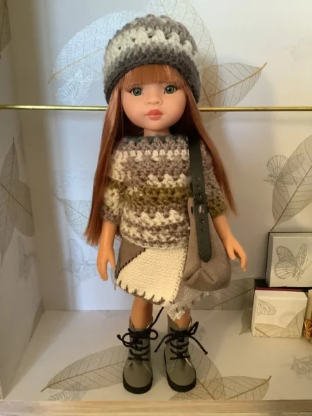 OLNOE CREATIONS - créations originales au crochet réalisées en Provence - poupée Las Amigas Paola Reina Lumita