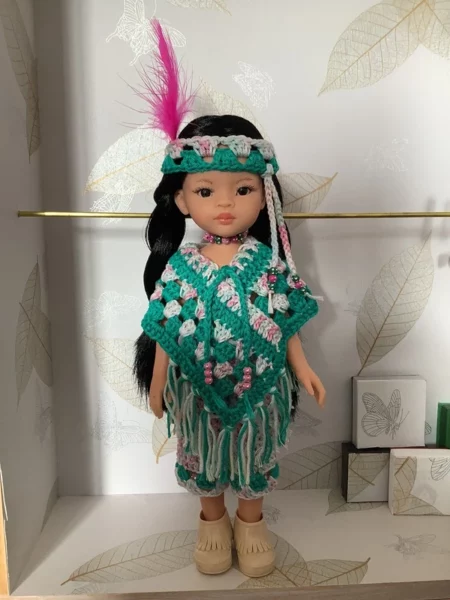 OLNOE CREATIONS - créations originales au crochet réalisées en Provence - poupée Las Amigas Paola Reina Liu indien