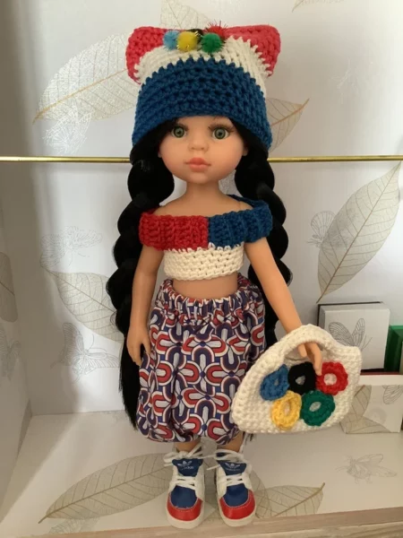 OLNOE CREATIONS - créations originales au crochet réalisées en Provence - poupée Paola Reina Carina JO