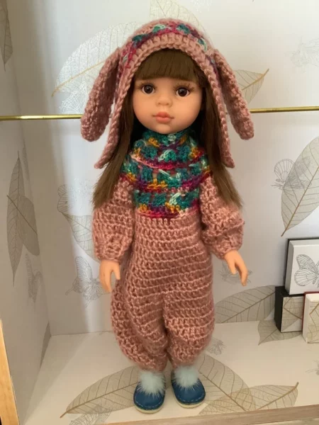 OLNOE CREATIONS - créations originales au crochet réalisées en Provence - poupée Las Amigas Paola Reina Carol Kigurumi