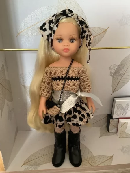 OLNOE CREATIONS - créations originales au crochet réalisées en Provence - poupée Las Amigas Paola Reina Conchi Léopard