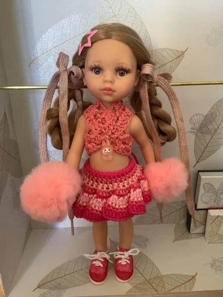 OLNOE CREATIONS - créations originales au crochet réalisées en Provence - poupée Las Amigas Paola Reina Carla pompom girl