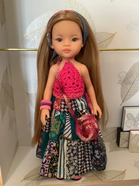OLNOE CREATIONS - créations originales au crochet réalisées en Provence - poupée Las Amigas Paola Reina Manica Patchwork