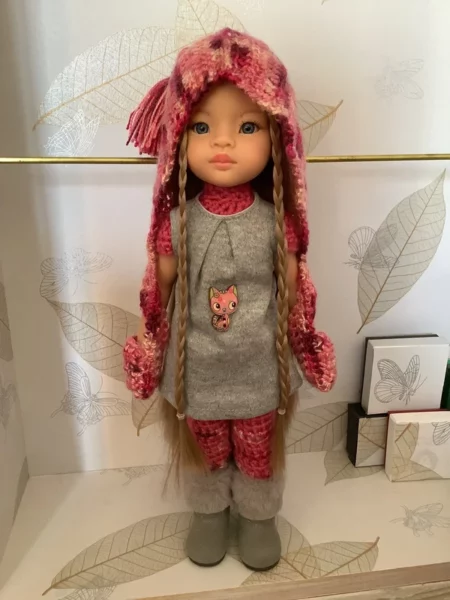 OLNOE CREATIONS - créations originales au crochet réalisées en Provence - poupée Las Amigas Paola Reina Manica