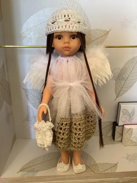 OLNOE CREATIONS - créations originales au crochet réalisées en Provence - poupée Las Amigas Paola Reina Carol ange