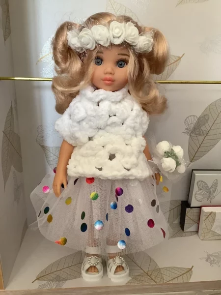 OLNOE CREATIONS - créations originales au crochet réalisées en Provence - poupée Las Amigas Paola Reina Clara mariage