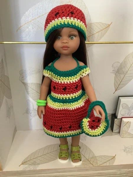 OLNOE CREATIONS - créations originales au crochet réalisées en Provence - poupée Las Amigas Paola Reina Simona Pastèque