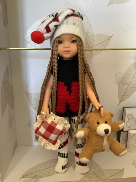OLNOE CREATIONS - créations originales au crochet réalisées en Provence - poupée Las Amigas Paola Reina Manica Netflix